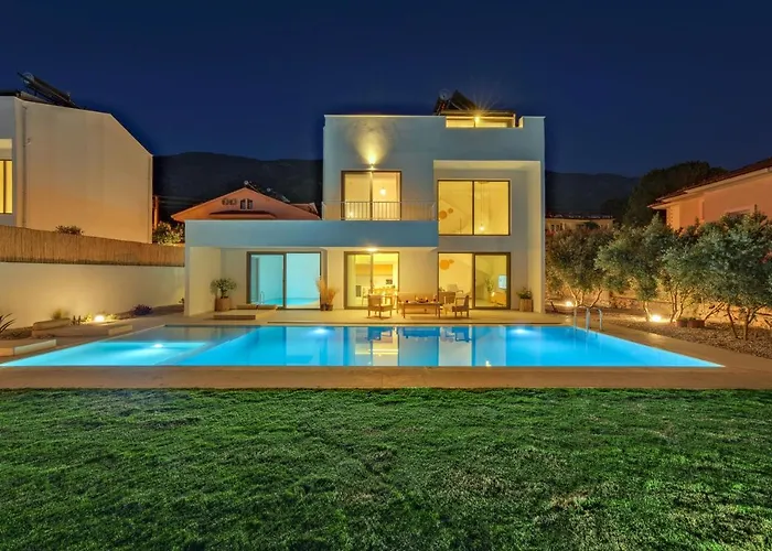 Neo With 2 Private Pools, Bbq, Jacuzzi And Sauna