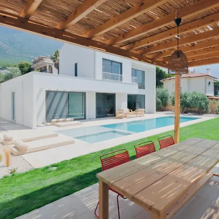 Βίλα Neo With 2 Private Pools, Bbq, Jacuzzi And Sauna